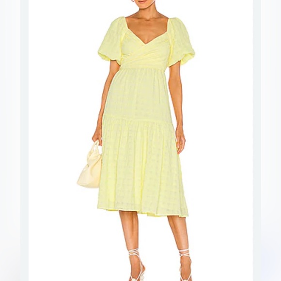2020. ASTR The Label sonnet dress. Pastel yellow medium. - Picture 1 of 6